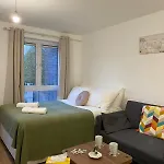 Modern Entire Apartment In Kings Cross St Pancras